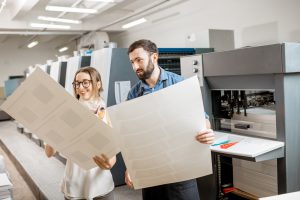 Kiedy nie szkoda papieru, czyli drukowane materiały inwestycji niezbędne każdemu deweloperowi