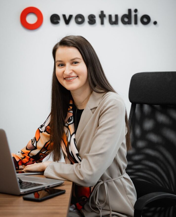 Dominika Zdrojewska Kocybała, Marketing Project Manager
w Evostudio